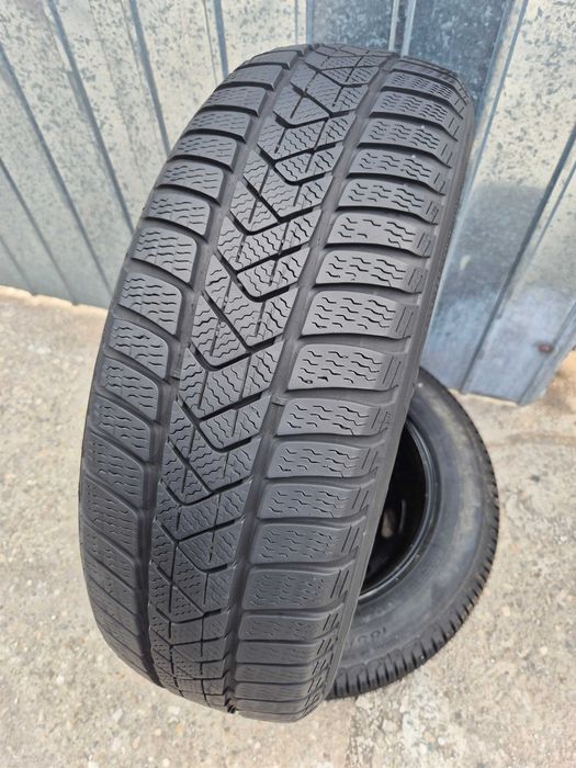 1 Anvelopa de IARNA - 205/60/17 93H - Pirelli Sottozero * OEM BMW - Stare BUNA - DOT 2015 !