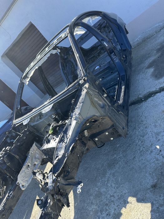 Bmw G30 задни заден панел колонки таван