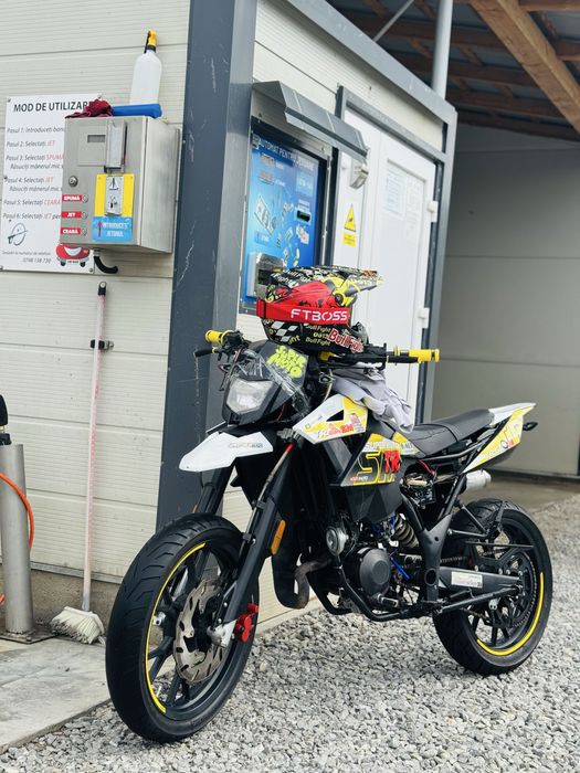 Vand supermoto de 50
