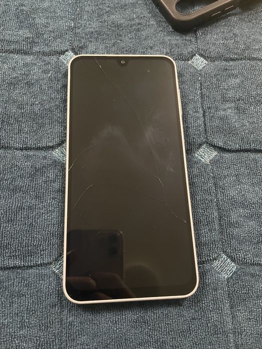 Vand samsung galaxy a16 impecabil
