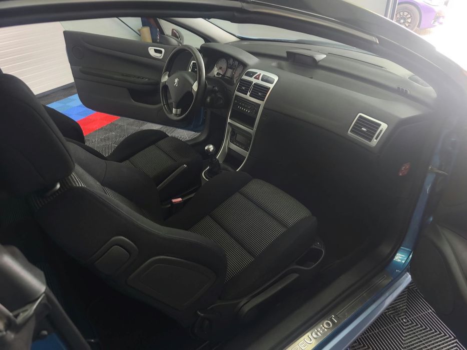 Peugeot 307 CC Cabrio 1.6 Benzină – 2007 – 115.500 km REALI – Garanție 6 luni