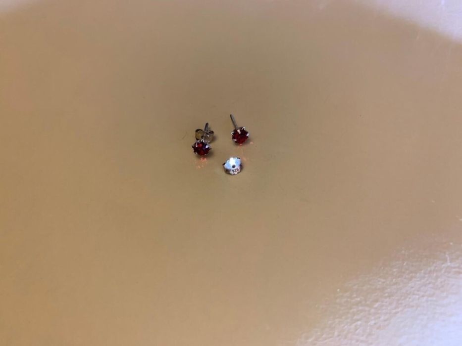 Продам новые 925 пр.