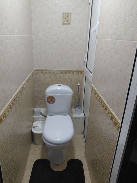 Sergeli 8 sotiladi 3 xonali uy