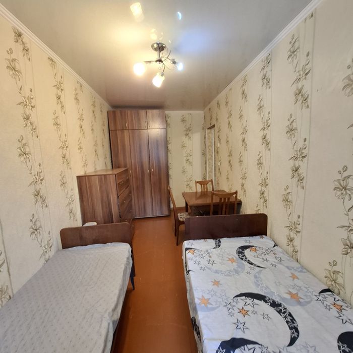 Продам 2 комнатную квартиру в центре. Горпарк.