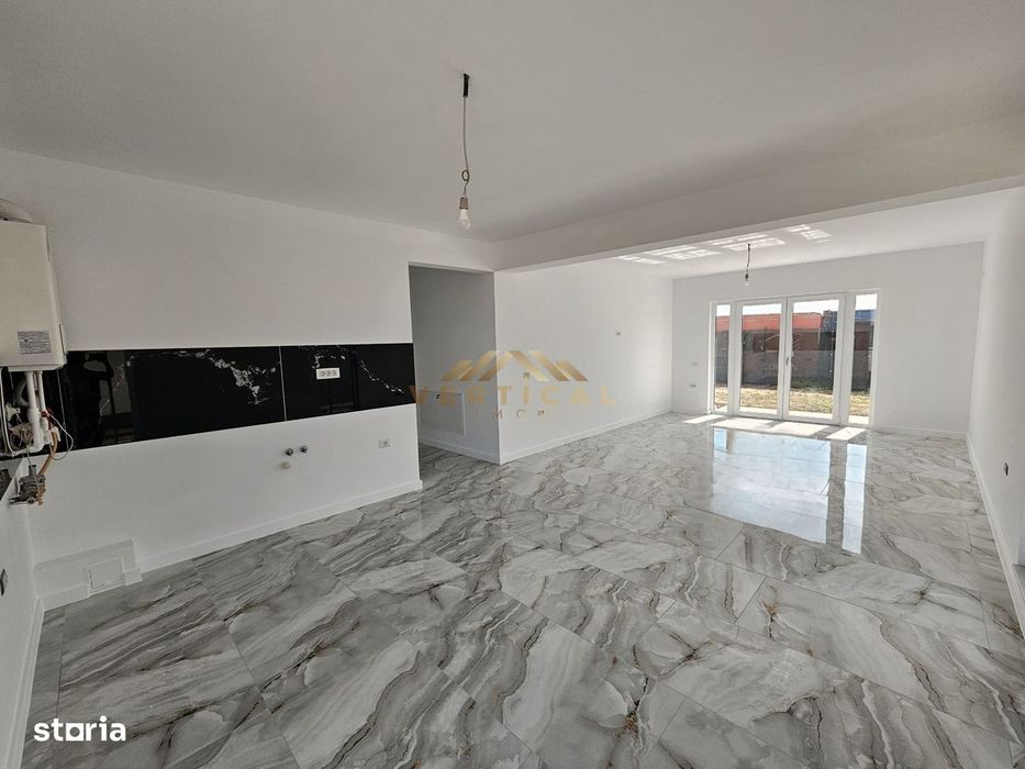 Casa parter cu 3 camere - comuna Berceni