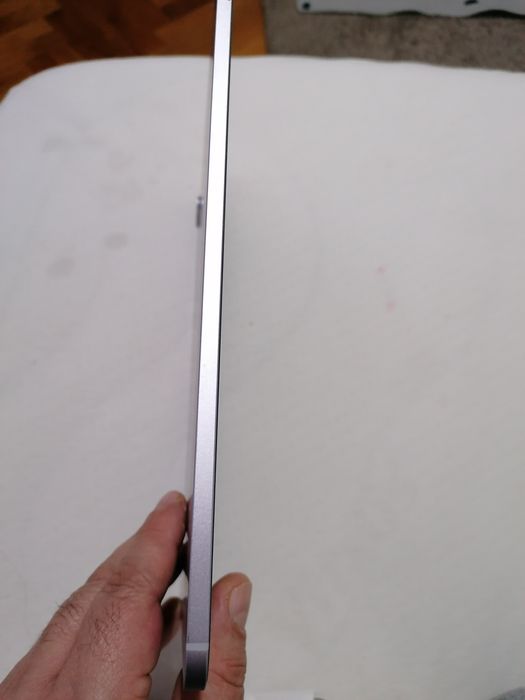 IPad Air Gen 6 13 inchi M2