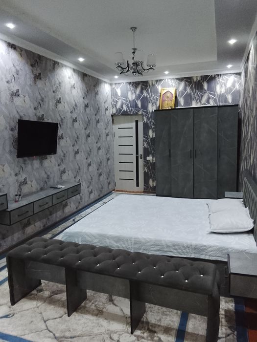 Квартира сотилади 80м/к КРИТИ ЧОРАХАДА 2-хоналик 6-этажда жойлашган