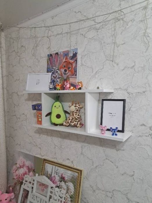 Полка настенная новая