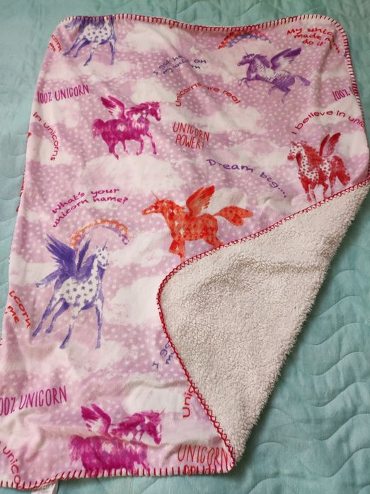 Бебешки одеала и пелени