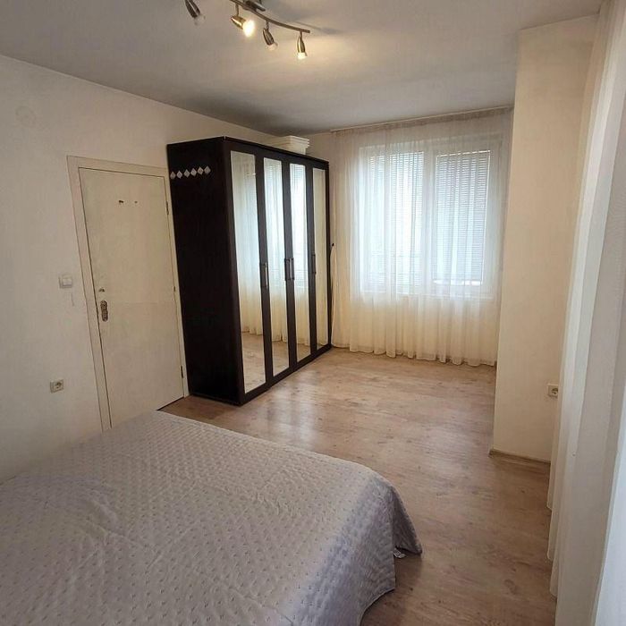 Дава се под наем Двустаен апартамент в София, Център - 67 кв.м за 648.21 € - Снимка #5