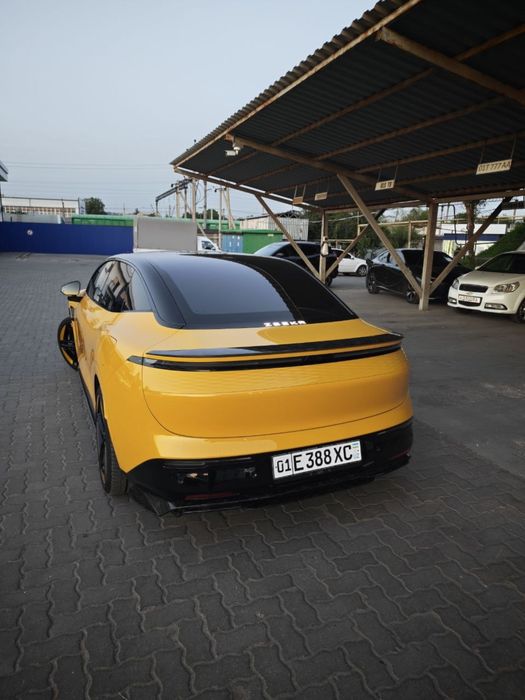 Zeekr 007 Performance 2.7 2024 Пробег: 14’000км Ранги: сарик от кучи,
