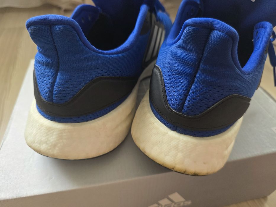 Adidas Pureboost 22 Originali – 43 1/3 – Stare excelentă