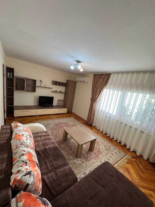 Inchiriez apartament 2 camere decomandat +garaj,  str.Slatinei , zona