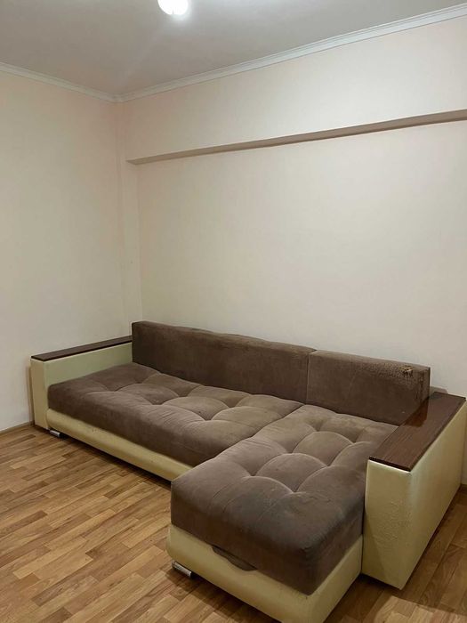 сдам квартиру на долгий срок.