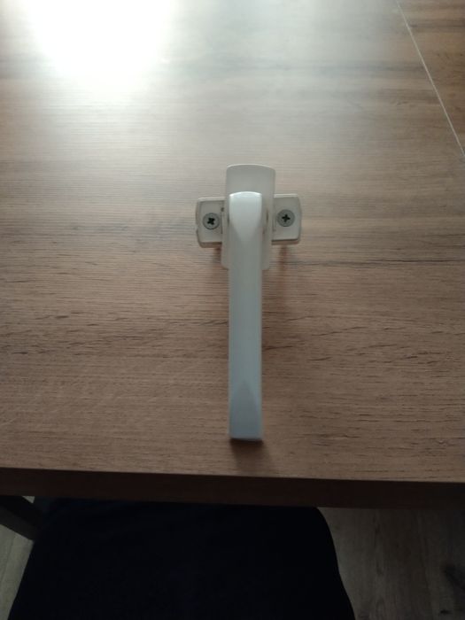Продам ручки для пластикового окна