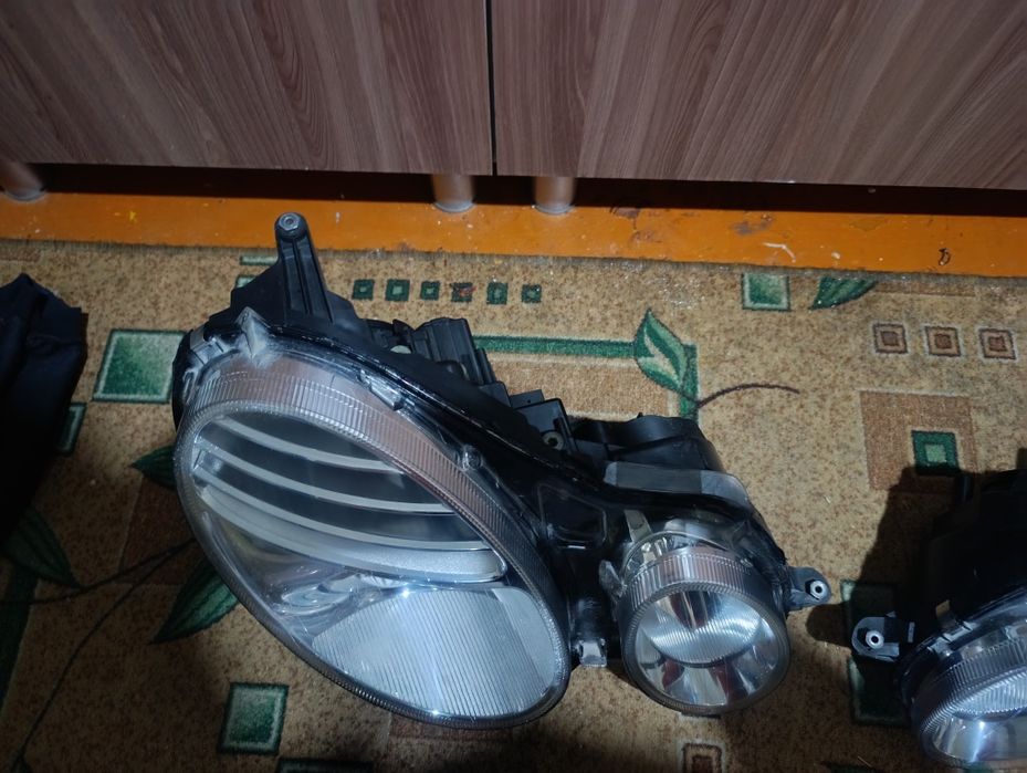 Фары на Мерседес 211 рестайлинг