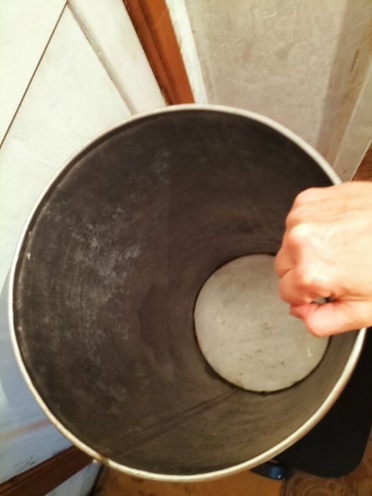 бак из нержавеющей стали.