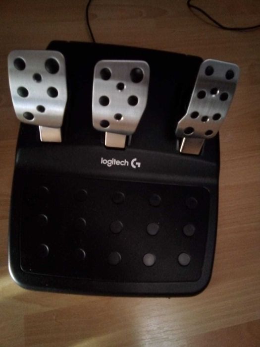 Volan de gaming G-290 nou, in garantie