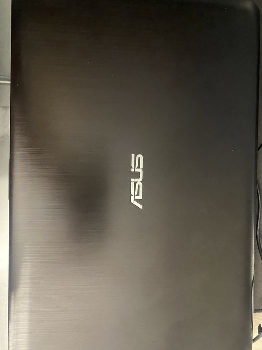 Ноутбук asus i5-7200U mx920