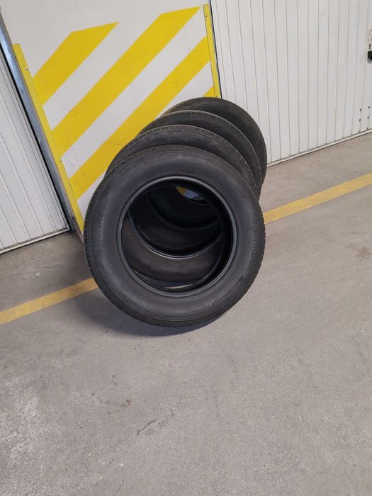 Летни Гуми 215/65/R17 Hankook-6700 km