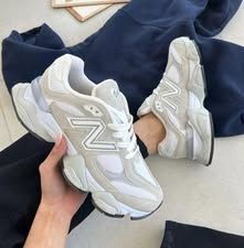 Adidasi New Balance 9060
