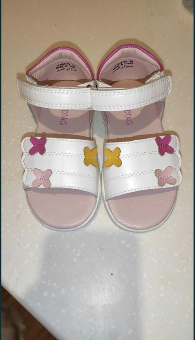 Босоножки для девочки