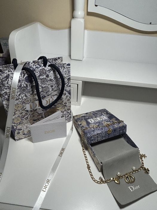 Lantisor Dior~Produs Nou