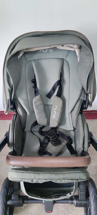 Carucior Nuna Mixx Next – stare foarte bună + adaptoare pentru scaune auto Maxi‑Cosi/Cybex/Nuna