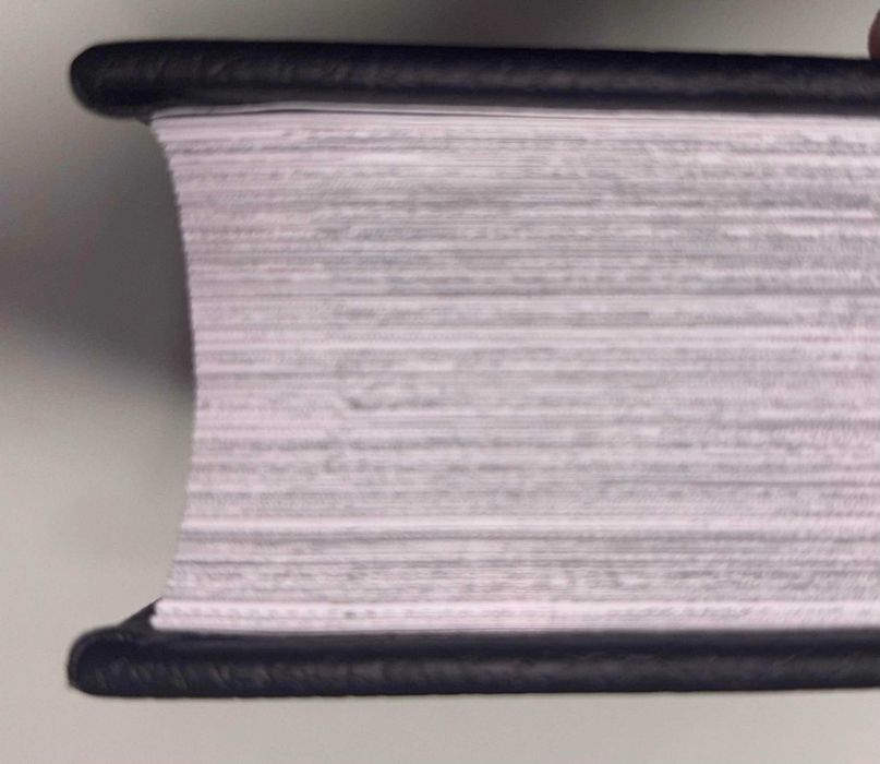 Berserk Deluxe Edition манга - отлично състояние