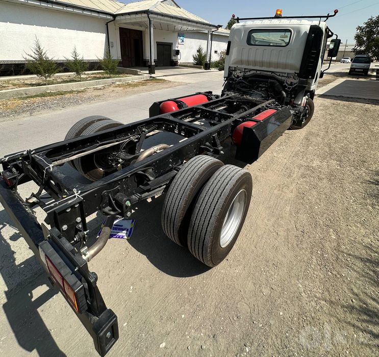 Isuzu NPR 82 L CNG gaz СНГ газ завод