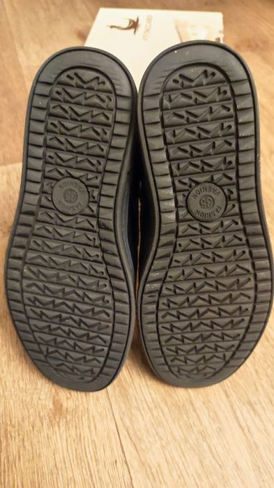 Демисезонные полуботинки 35 р-р