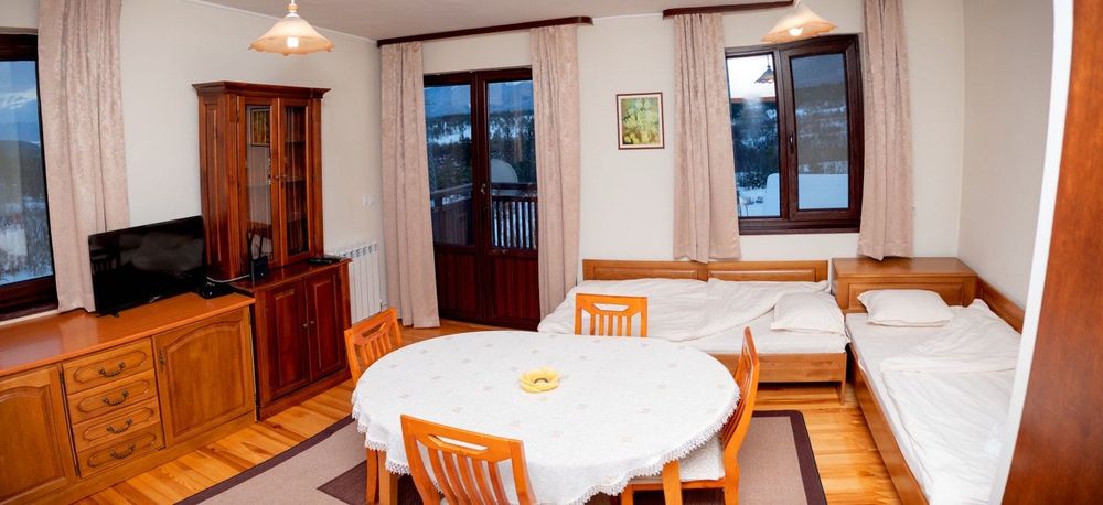 Къща за гости “Бойков Рид” гр.Разлог ( ЗАЕТА ЗА НОВА ГОДИНА )