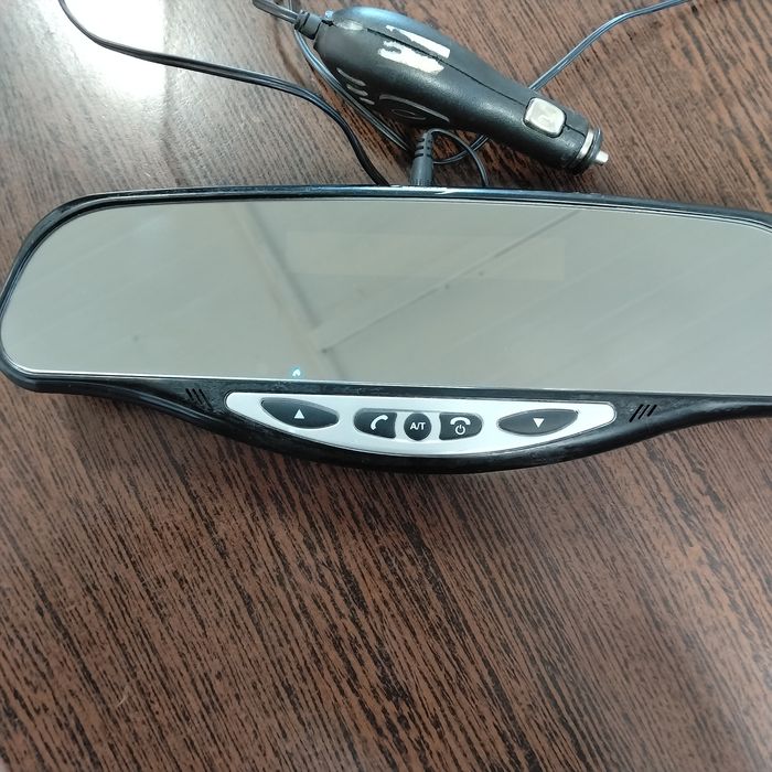 Oglindă auto  cu bluetooth
