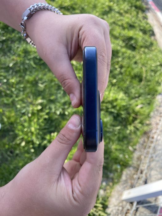 Vand iphone 15 pro 128gb