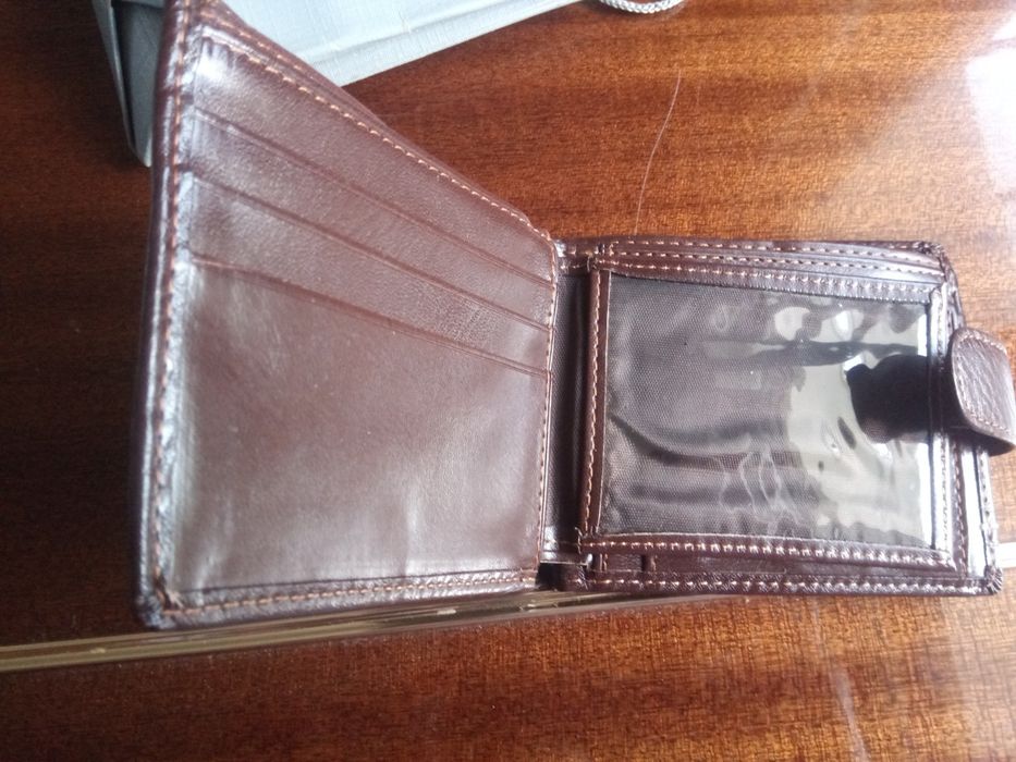 Кожено портмоне кафяво