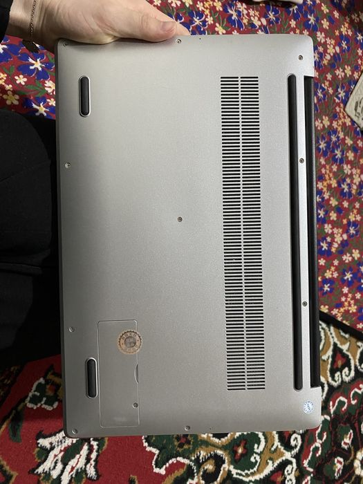 HYDRA ноутбук 8GB RAM, i5, SSD 256GB