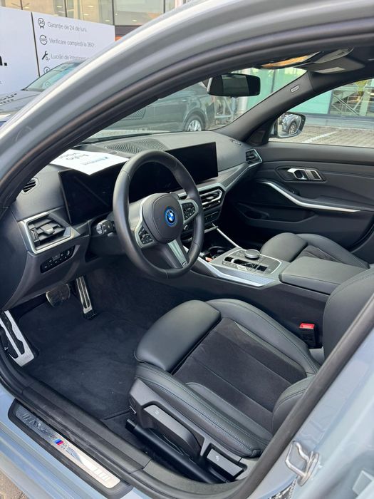 BMW  330e, xDrive, Plug-in hybrid, TVA deductibil