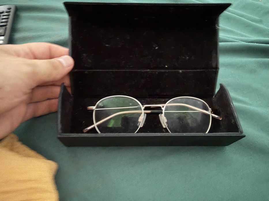 Vand rame de ochelari