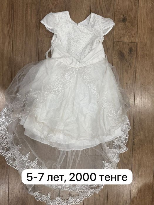 Продам платья для девочки