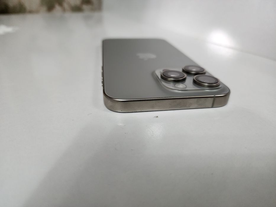 Iphone 15 Pro Max VN/A 256GB Bat 81% Zavod Sim+ESEM
