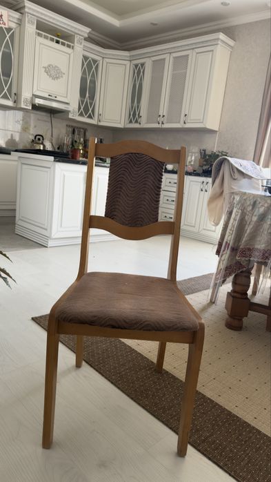 Стулья, в хорошем состоянии,