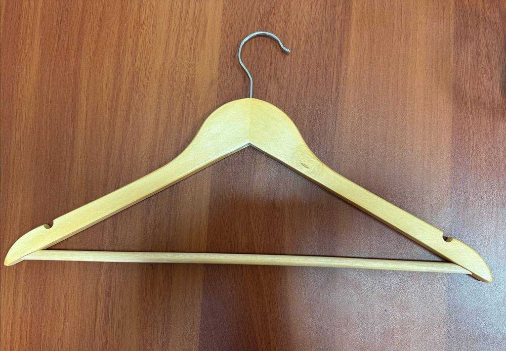 Вешалки новые. Бесплатная Доставка