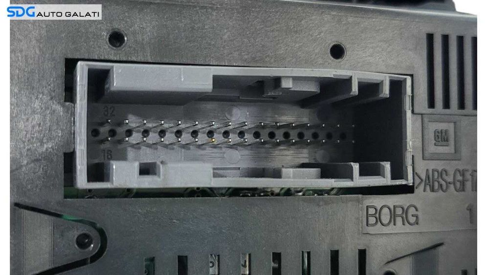 Unitate Radio CD Player CD30 cu Display Opel Corsa D 2006 - 2014 Cod 344183129 13190742 13208089 565412769 28115432-6 [L7480]