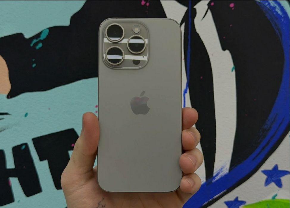 Продаётся iPhone 15 Pro на 128гб
