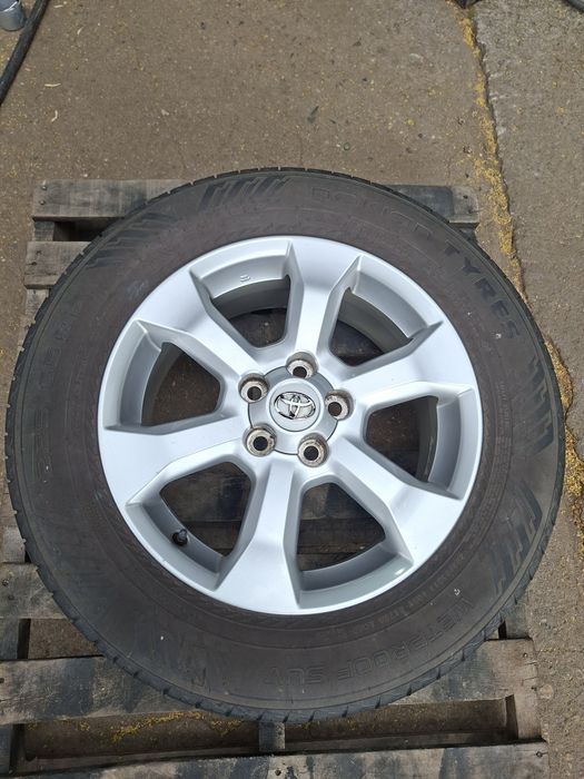 1бр. Джанта с гума 17" 5Х114.3мм Тойота, 5x114.3mm Toyota