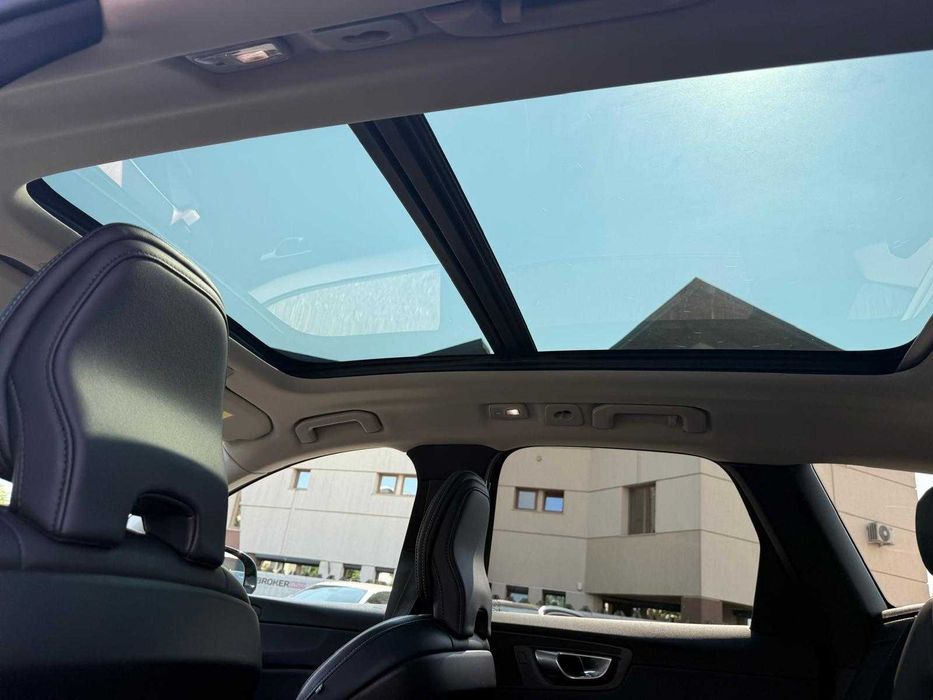 Volvo XC60-Ultimate Dark, Polestar, Led, HK, Panoramic, HUD, 360, Garantie