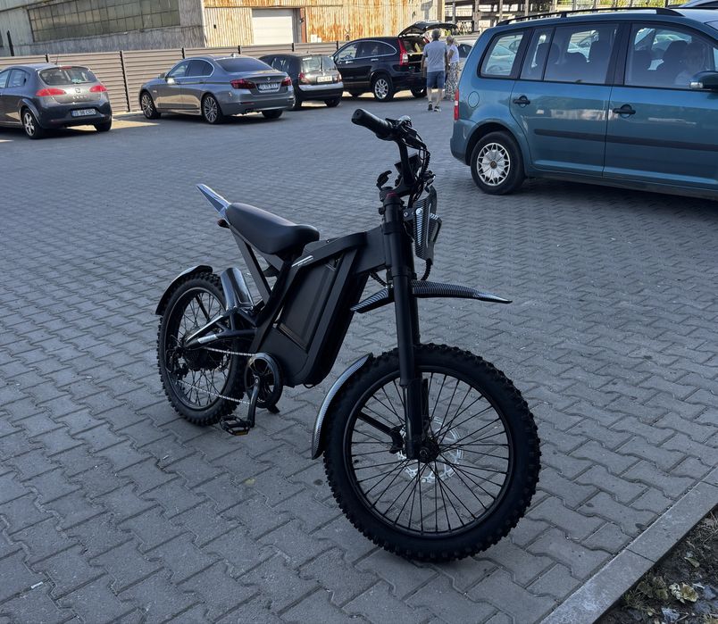 OUXI GT2000 moped