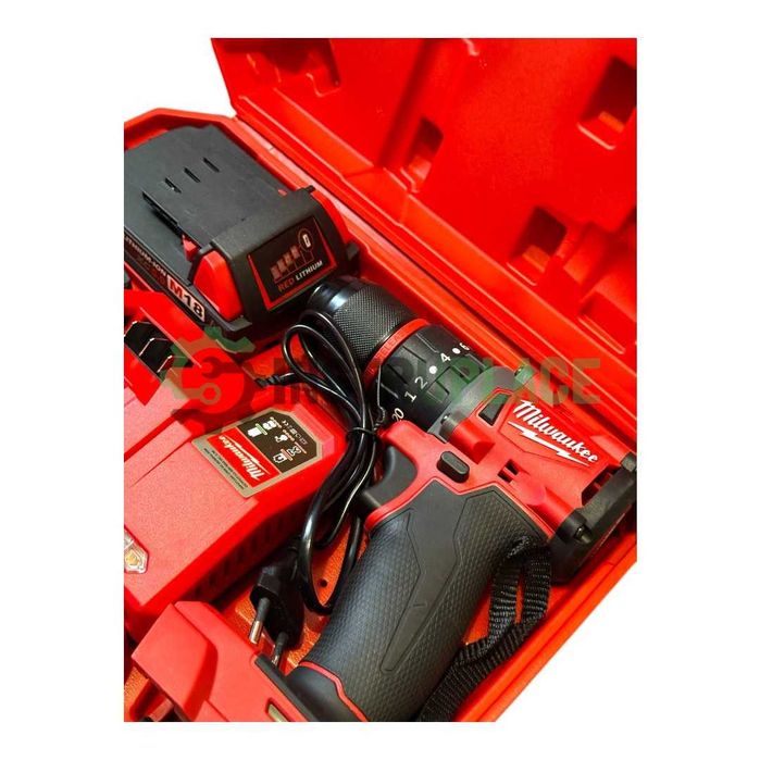 Акумулаторен Ударен Безчетков Винтоверт milwaukee 18V 5Ah