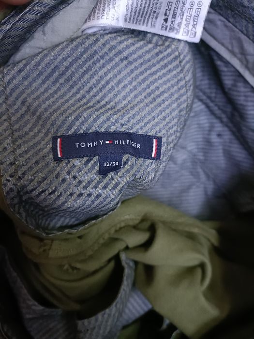 Pantaloni Raiati bărbați Tommy Hilfiger  32/34