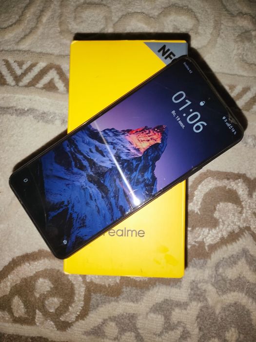 Телефон Realme c71